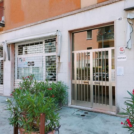 Civico40 Luminoso Appartamento Con Balconi E Garage Privato ヴェローナ エクステリア 写真